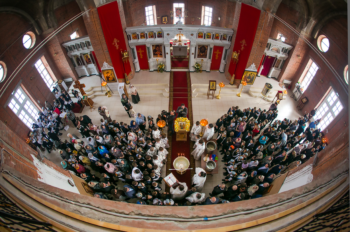 Церковь василия великого в зайцево. Храм святителя василия великого в селе зайцево одинцовского района. Храм святителя василия великого зайцево. Село зайцево храм василия великого. Зайцево крестецкий район новгородская область.